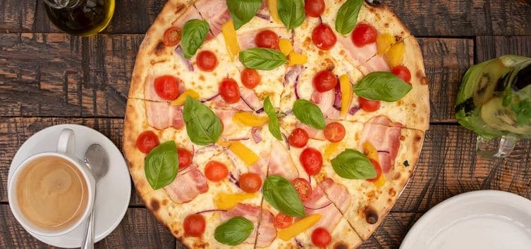 Pizza s kávou dle výběru pro jednoho 
