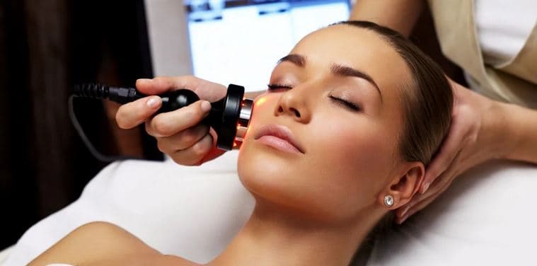 Masáž obličeje s lash liftingem a výživou řas 