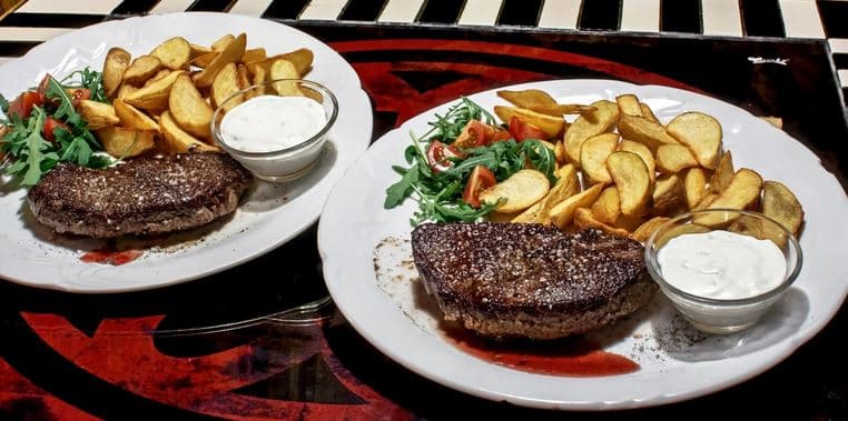 Vyzrálý argentinský rump steak s pepřem (à 200 g)