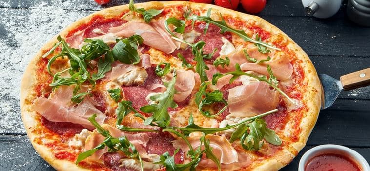 Pizza o průměru 32 cm podle výběru