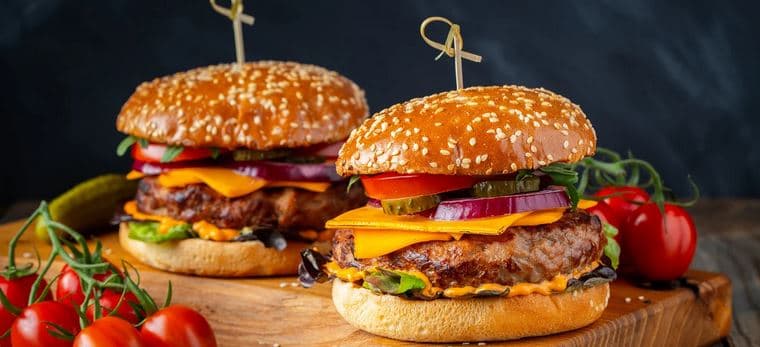 1× hovězí hamburger (200 g)