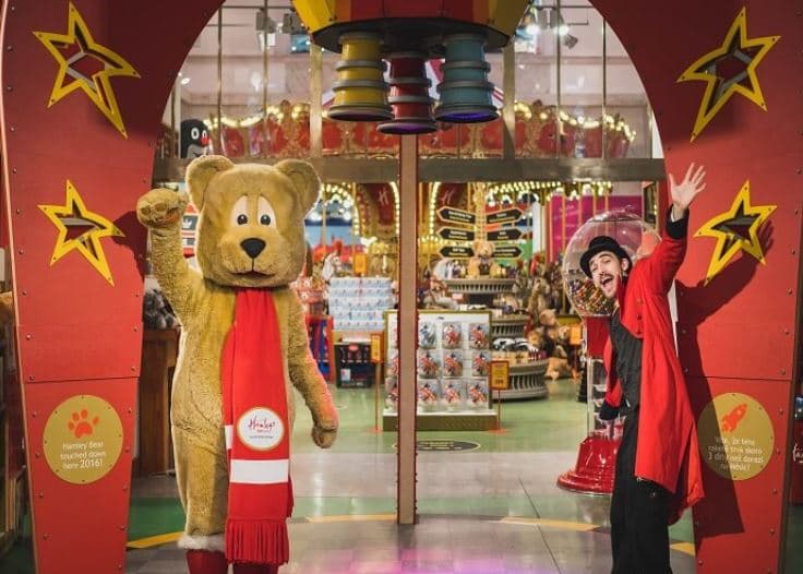Den v hračkářství Hamleys