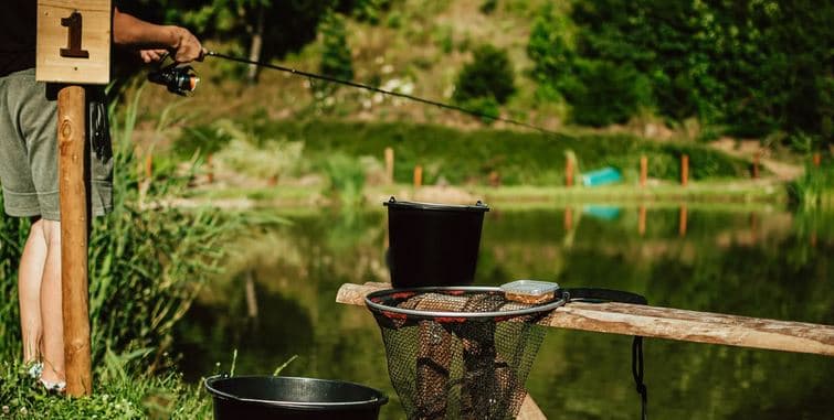 Pronájem rybářského místa na 1 hod. a 1 prut