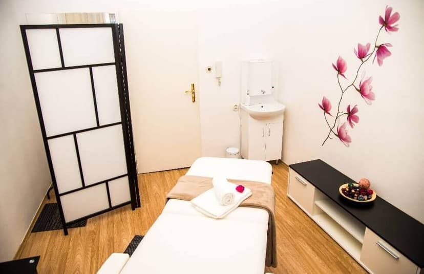 Hloubková masáž pro odstranění svalové bolesti