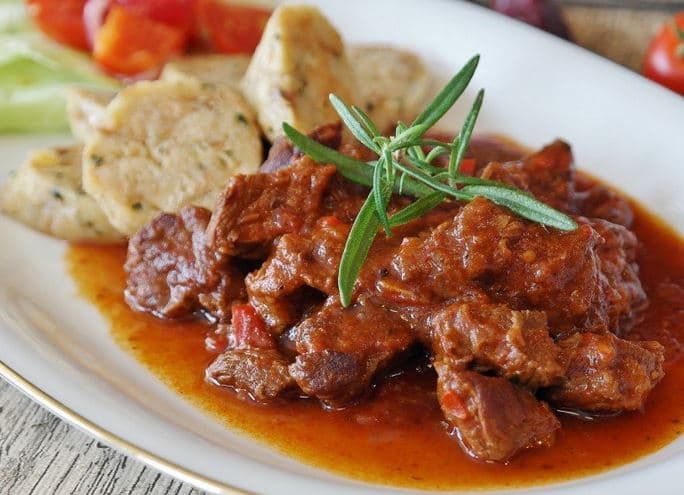 Soukromá gastronomická procházka pro dva