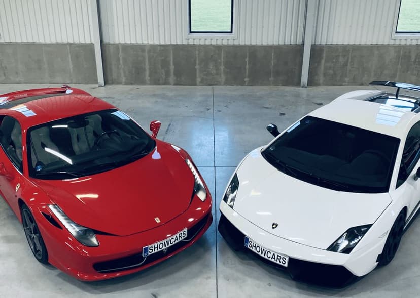 2 luxusní sporťáky: Lamborghini vs. Ferrari