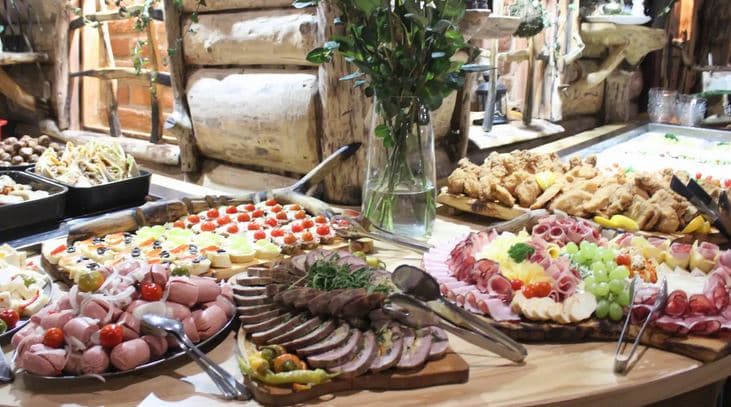 Čertovská hostina se zábavným programem