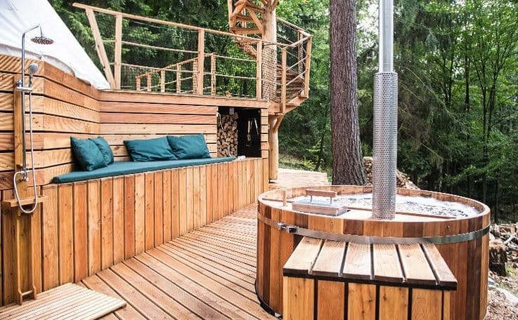 Wellness v přírodě s ubytováním v teepee