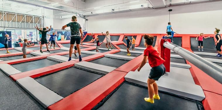 1× hodinový vstup do Jump Academy