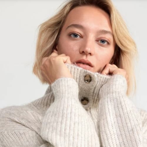 Lindex - sleva 25% na dámské pletené oděvy