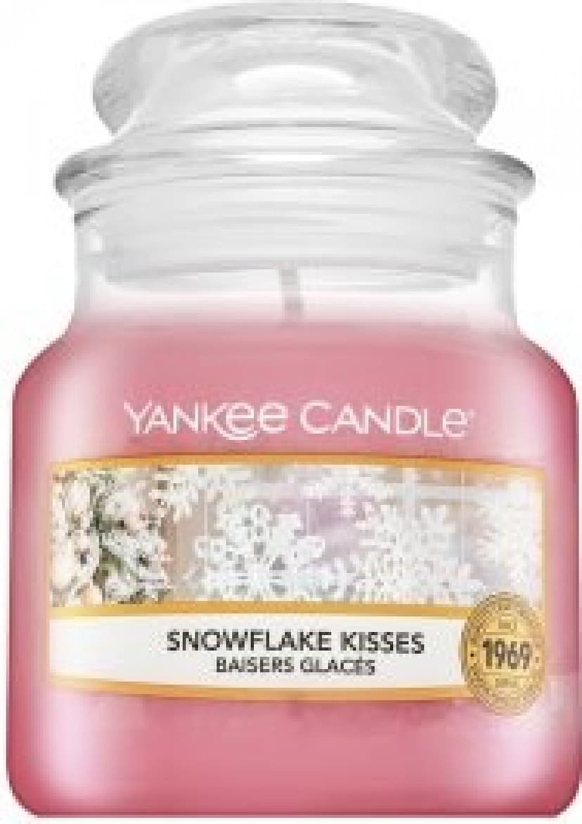 Svíčka Yankee Candle Snowflake Kisses 104 g