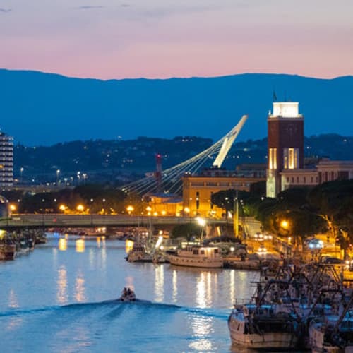 Zpáteční letenky Praha - Pescara