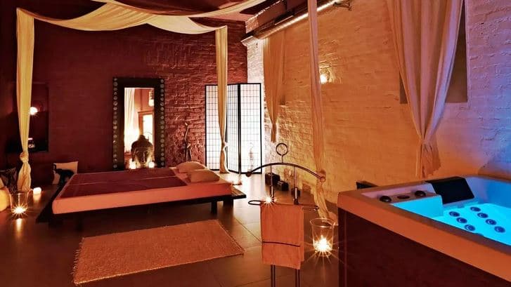 60 min. wellness ve vířivce a infrasauně pro dva 