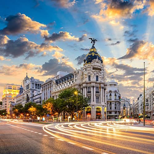 Zpáteční letenky Praha - Madrid