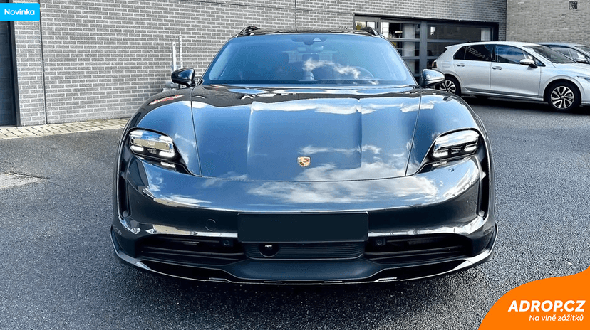 Jízda elektromobilem Porsche Taycan