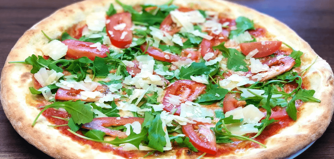 Dvě pizzy podle výběru s rozvozem po Brně