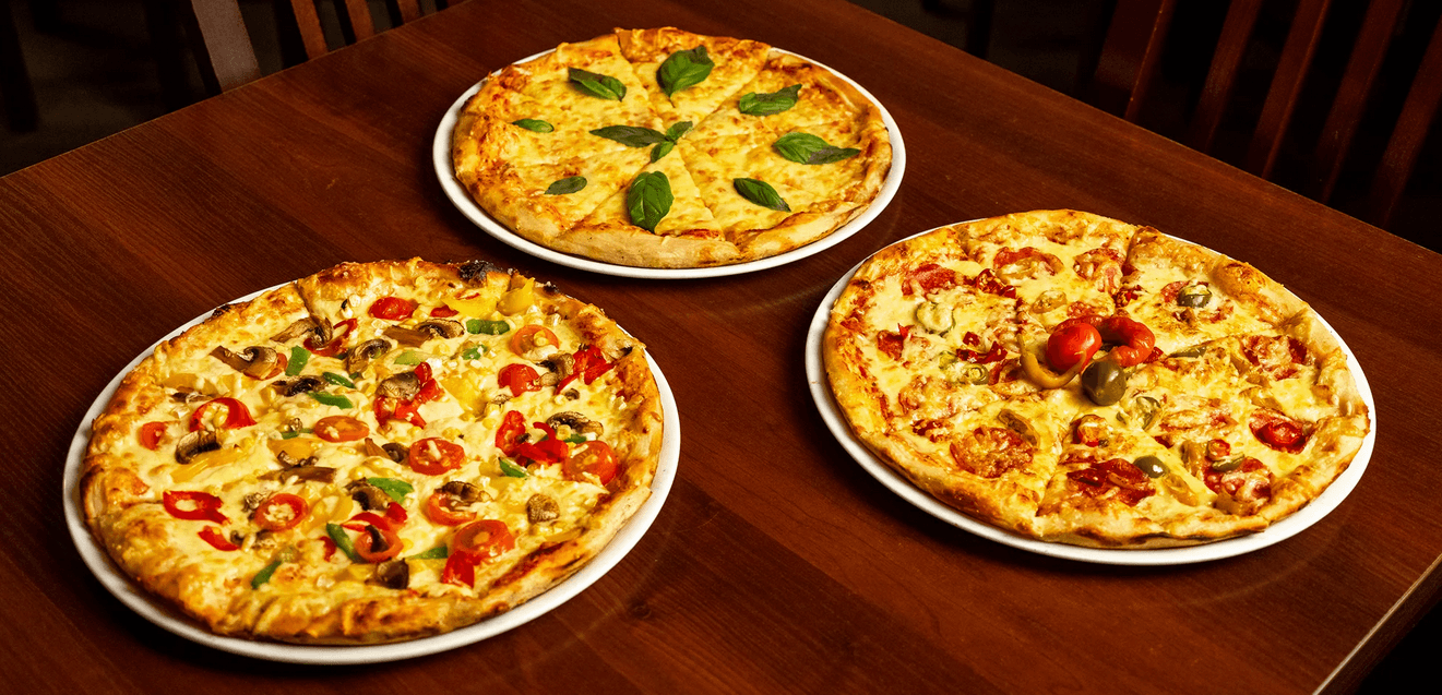 1× pizza podle výběru (ø 32 cm)