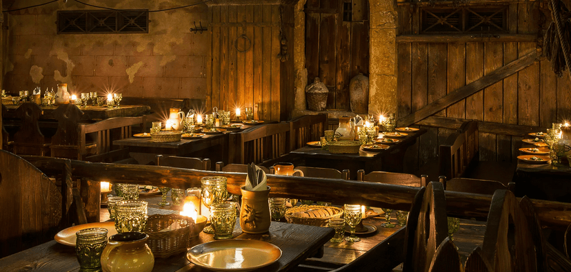 Historická show, tříchodové menu a neomezené nápoje pro 1 osobu