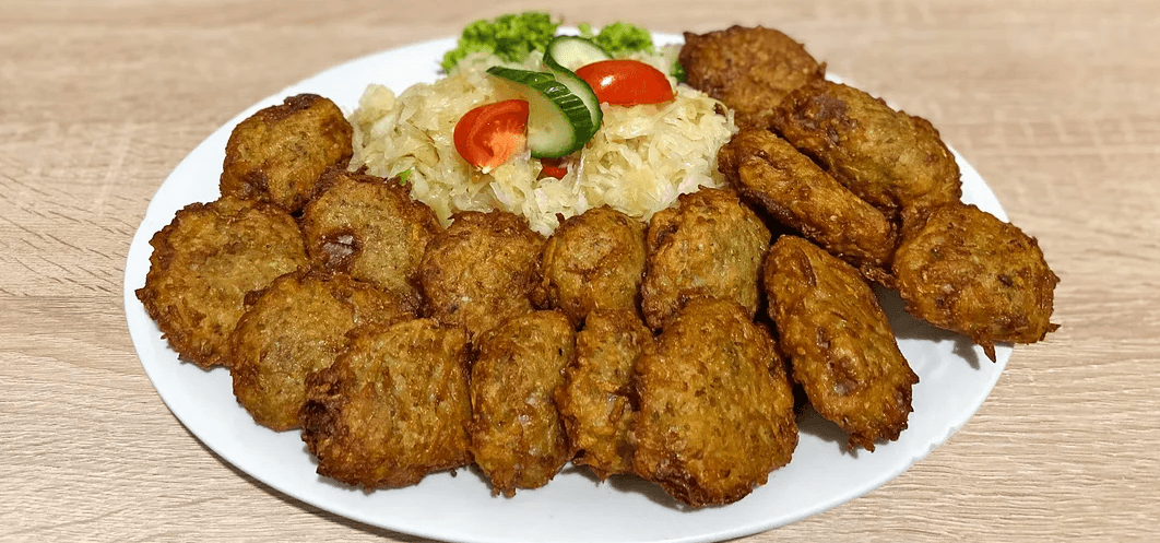 Vepřová panenka Ondráš v bramboráku a chodské zelí až pro 4 osoby