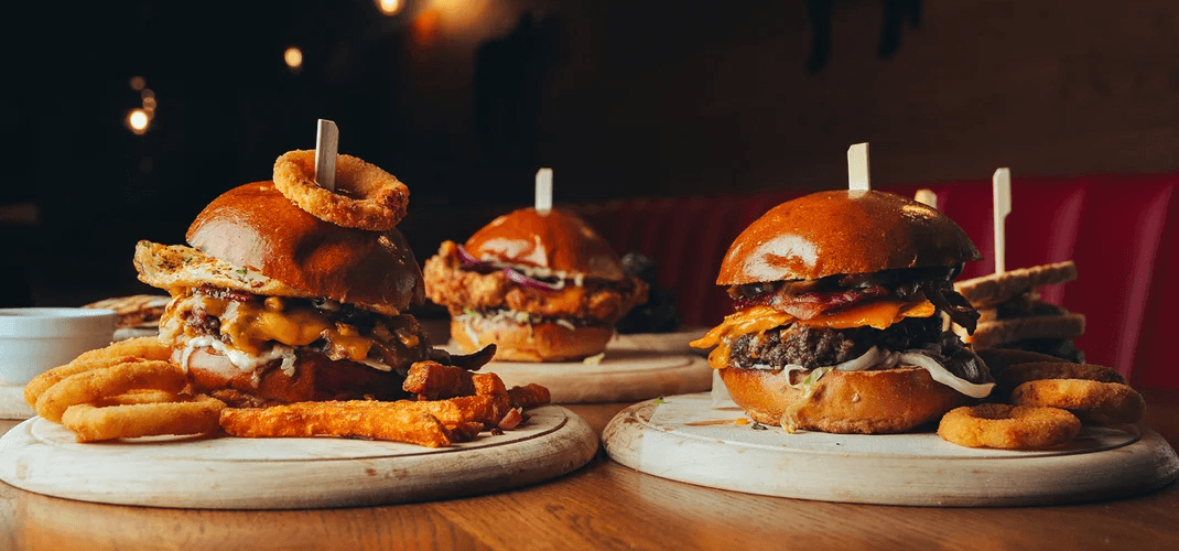 Burger s trhaným vepřovým pro 1 osobu 