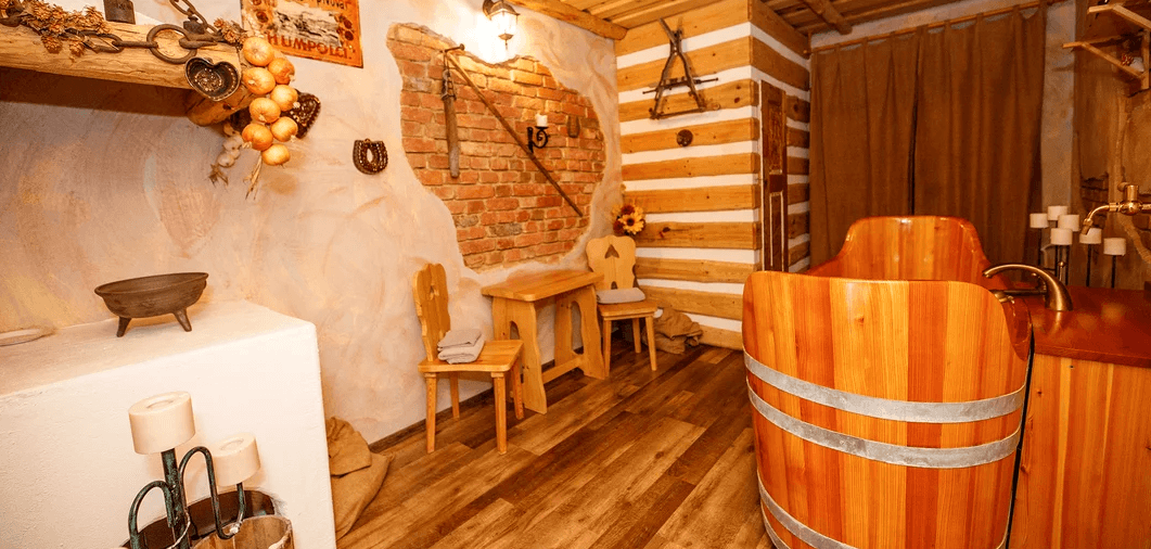 Pivní relax pro dva: společná pivní koupel s neomezeným Bernardem 