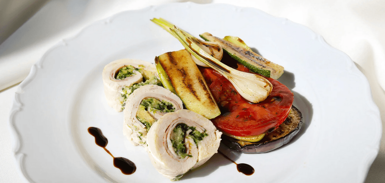 Romantika pro dva: čtyřchodové menu podle výběru, sekt a výzdoba