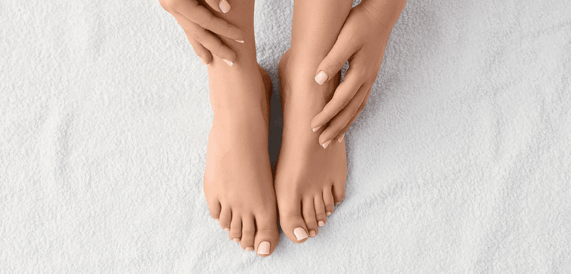 Maximální relax: 60minutová pedikúra vč. parafínového zábalu na ruce 