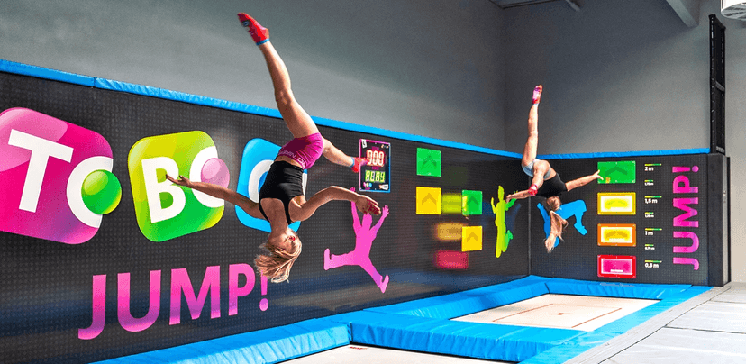 Rodinný vstup do trampolínového parku Toboga JUMP! na 120 min. 