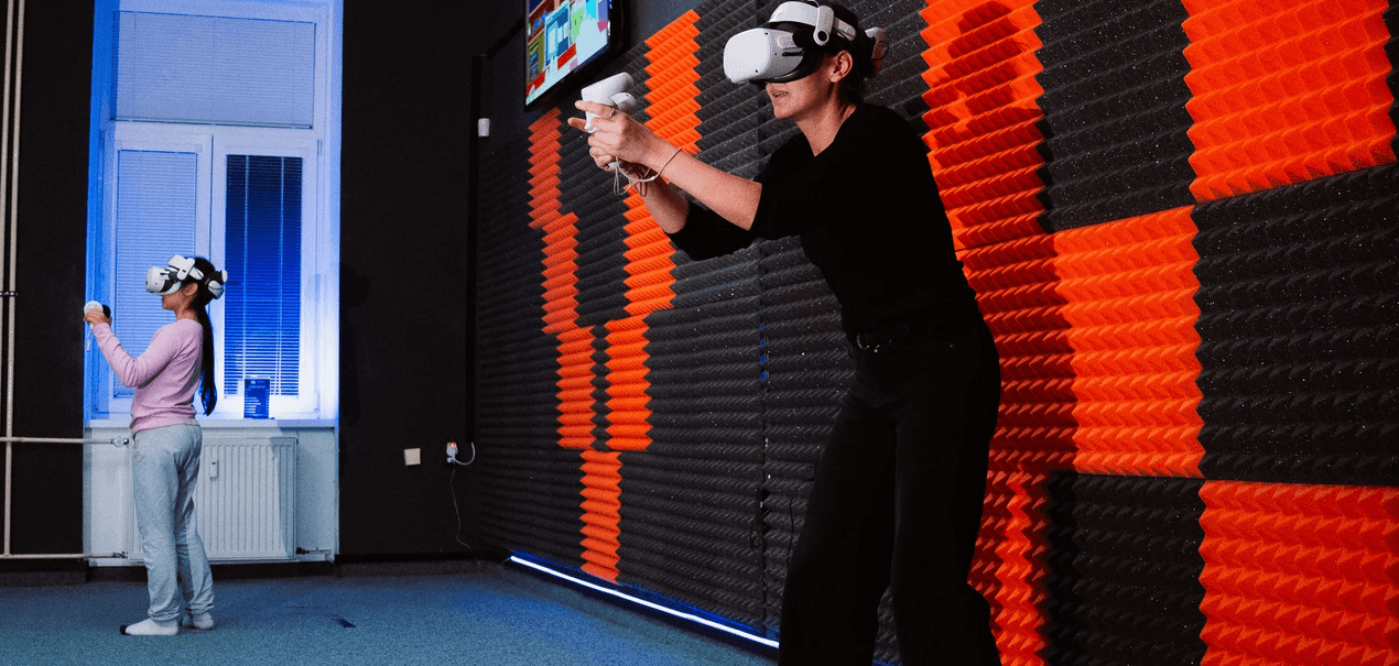 Akční svět Hero Zone ve virtuální realitě: 60 min. pro 1–4 osoby 