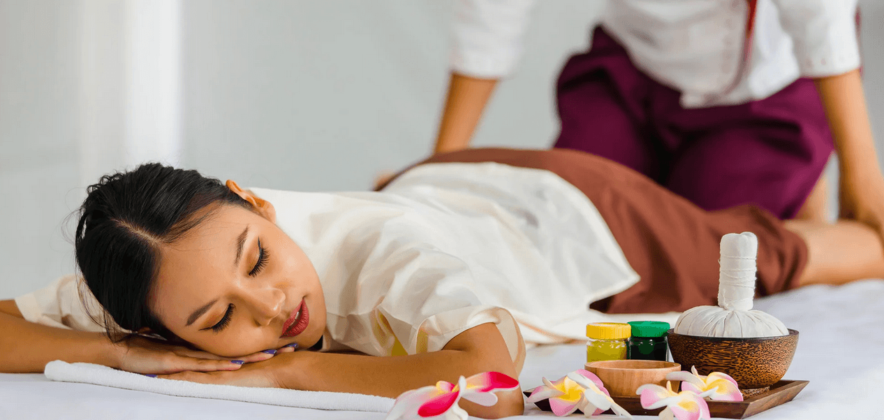 Tradiční thajská masáž celého těla Nuat Boran pro 1 osobu