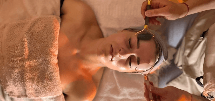 Gua Sha masáž obličeje pro dospělé i děti: varianty vč. masáže hlavy či rukou 