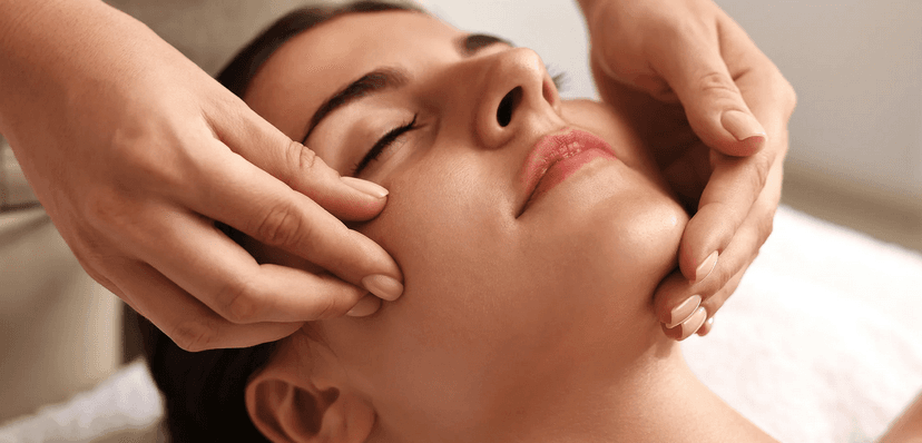 Kosmetické ošetření pro unavenou nebo podrážděnou pleť