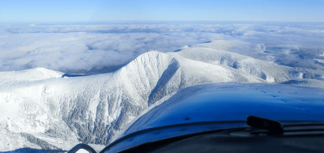 20min. vyhlídkový let v Cessně 172R nad Libercem a okolím pro 1 osobu 