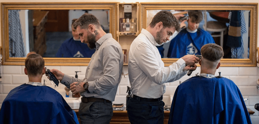 Pánské holičství: úprava vousů, holení i střih vlasů, 30 až 60 minut 