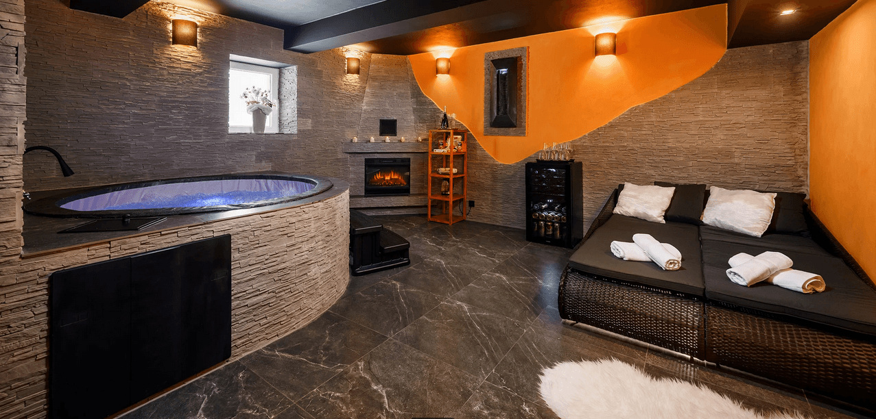 Pečená žebra nebo koleno s přílohou pro 2 osoby 