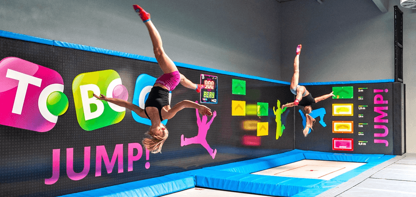 Rodinný vstup do trampolínového parku Toboga JUMP! na 120 min.