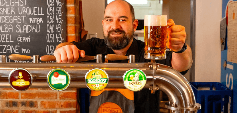 Škola čepování piva Radegast 12°: zážitek o délce 2 hod. pro 1–5 osob