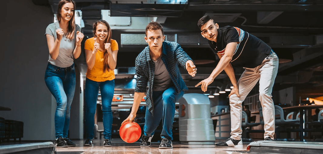 1 hod. bowlingu a 300 g tataráku 