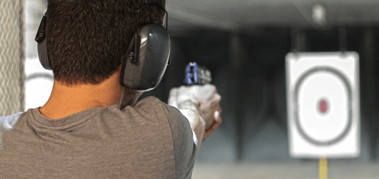 Střelecký balíček 7 zbraní a 104 nábojů (pistole a karabiny) pro 2 osoby