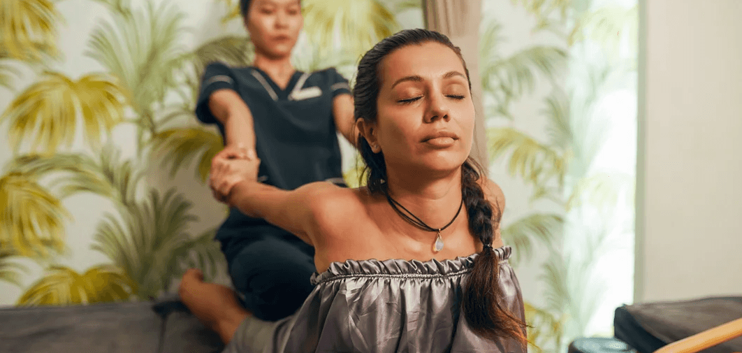 Tradiční thajská nebo olejová masáž celého těla: 60 minut