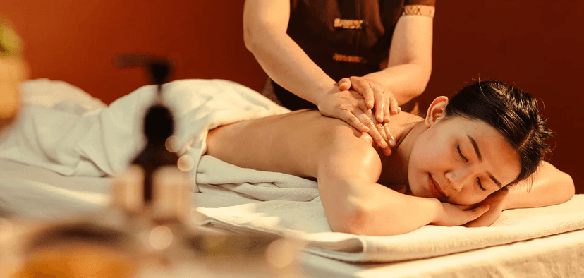 Dopřejte si absolutní relax: thajská olejová či kokosová masáž v délce 60 minut 