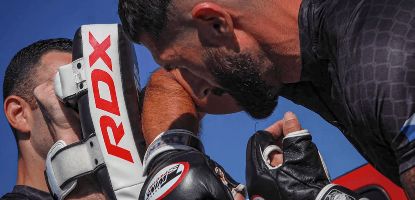 Soukromý trénink či 5 skupinových lekcí: MMA, box, jiu-jitsu, kruháč a další 