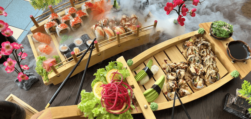 Sushi sety s lososem, avokádem i kaviárem