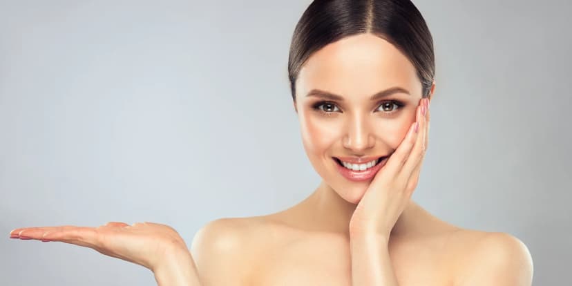 Kosmetické balíčky: základní, pro aknózní pleť, liftingový i hydrodermabraze