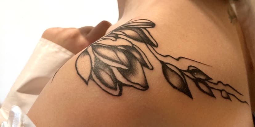 Nové tetování o velikosti 5 × 5 cm nebo úprava stávajícího: studio v centru