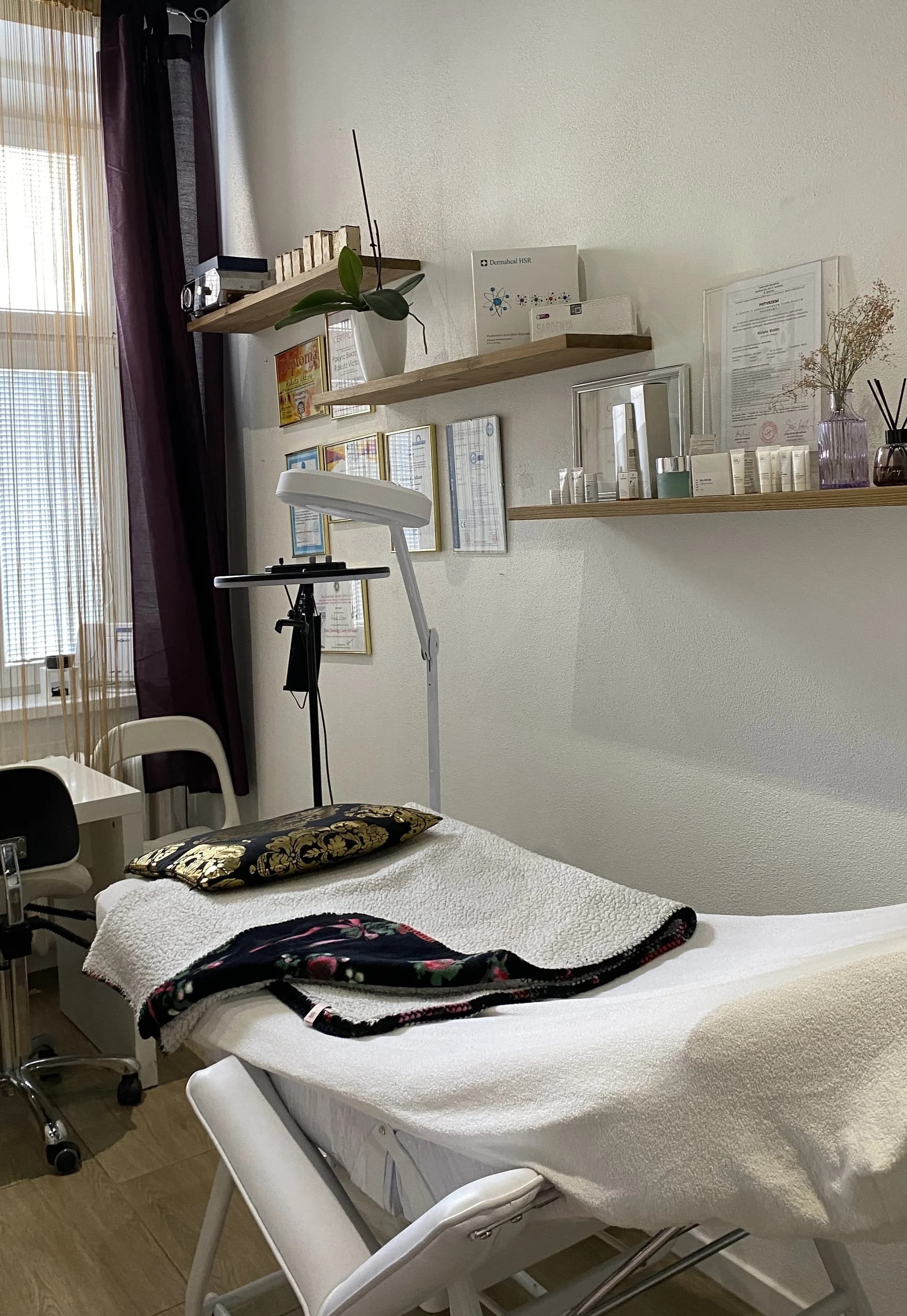 Rozmazlete svou pleť: kompletní kosmetické ošetření – peeling, hloubkové čištění i masáž
