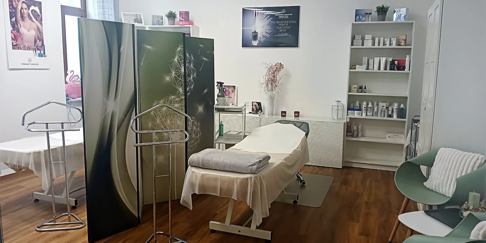 Zajistěte si výrazný pohled: prodloužení či korejský lifting řas, laminace a barvení obočí