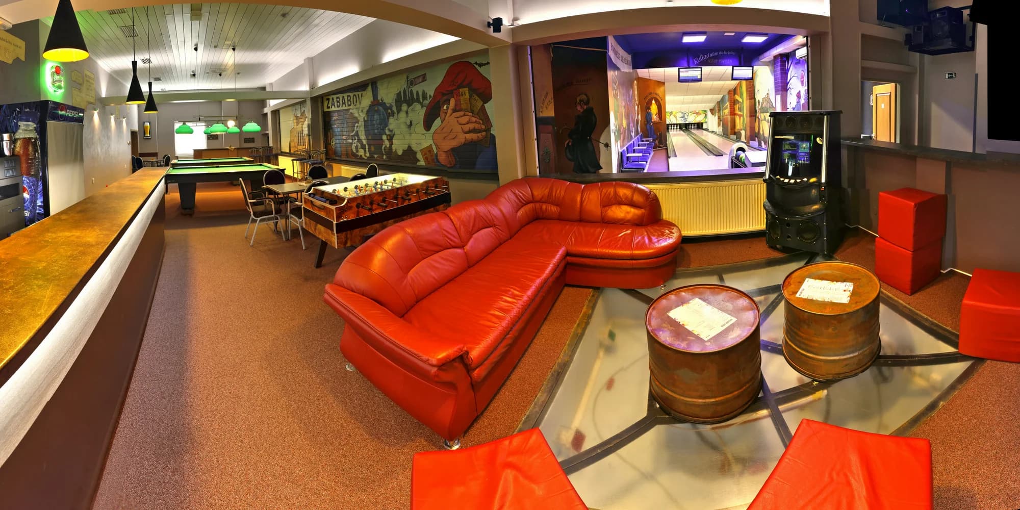 1-2 hod. bowlingu až pro 8 osob i s křupavou pizzou o průměru 40 cm