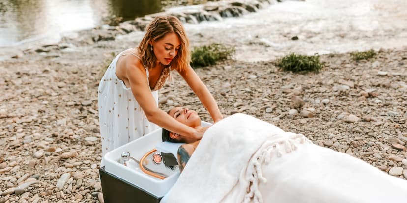 Head spa rituály: anti-aging či relaxační ošetření pro vlasy i pleť