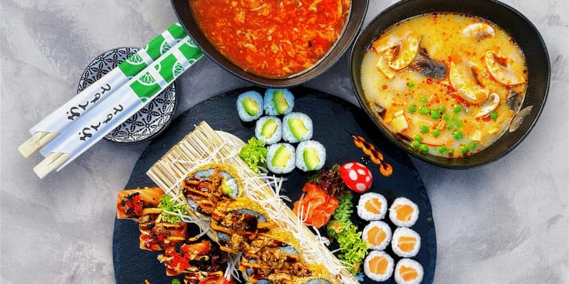 Asijské menu v Chomutově: sushi sety s polévkou pro 1 i 2 osoby
